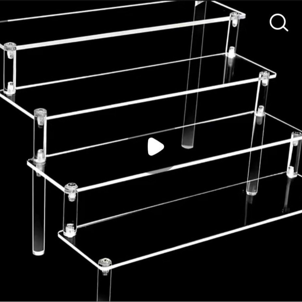 Cake stand